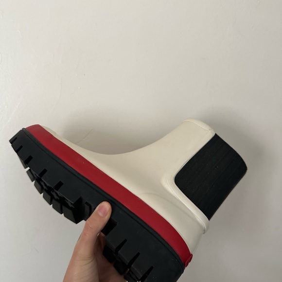 Tory Burch white and red rain boots - Picture 6 of 7